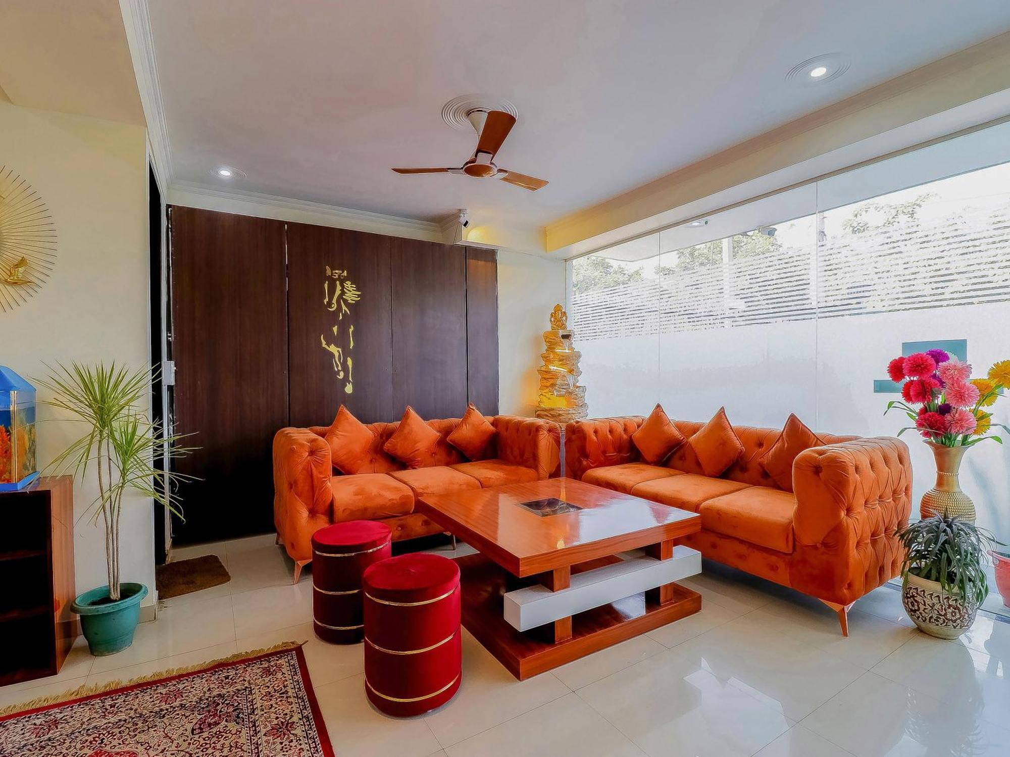 Treebo Rejoice 52 - 3Km From Huda City Metro Station Badshahpur Exterior photo