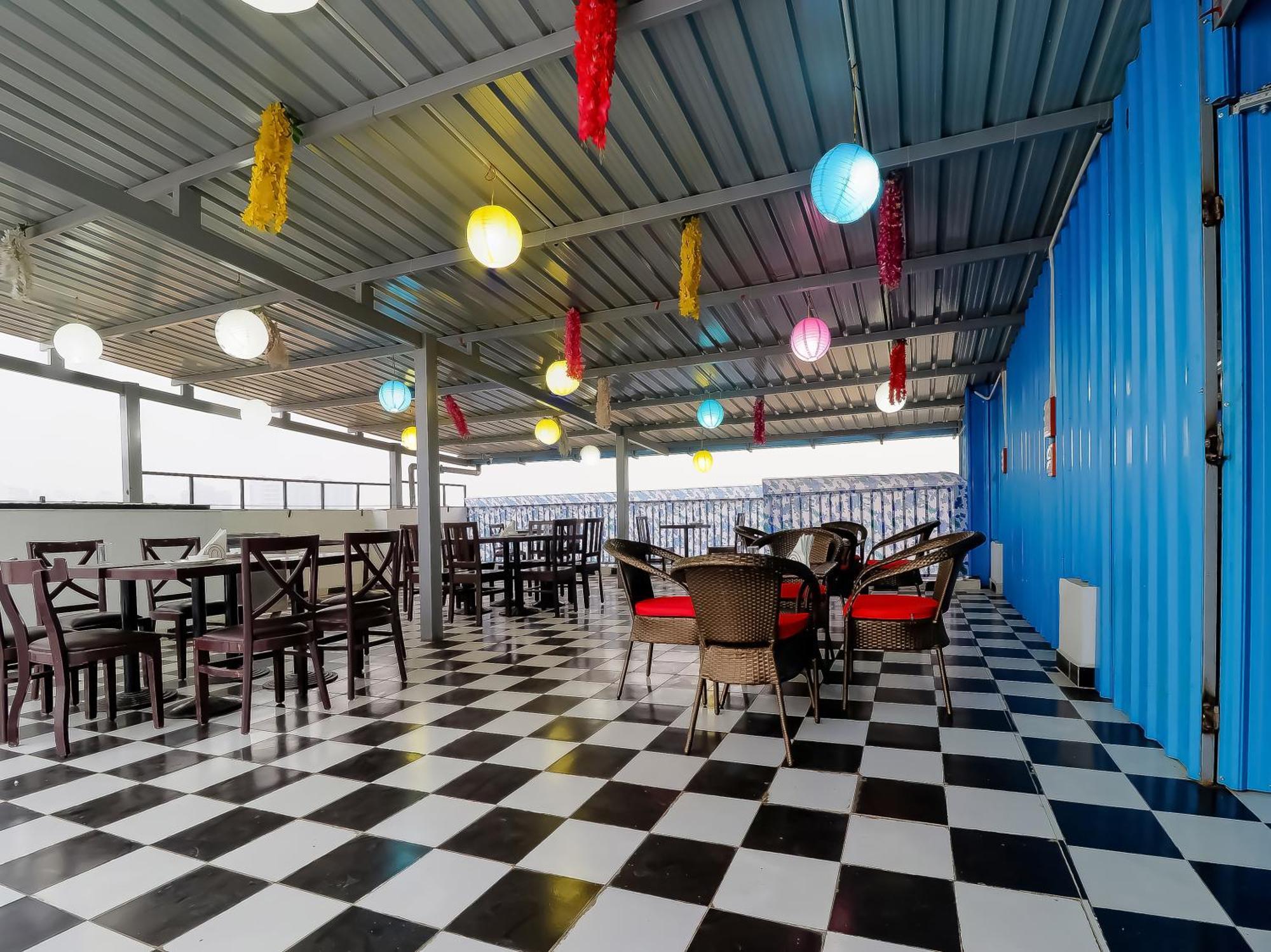 Treebo Rejoice 52 - 3Km From Huda City Metro Station Badshahpur Exterior photo