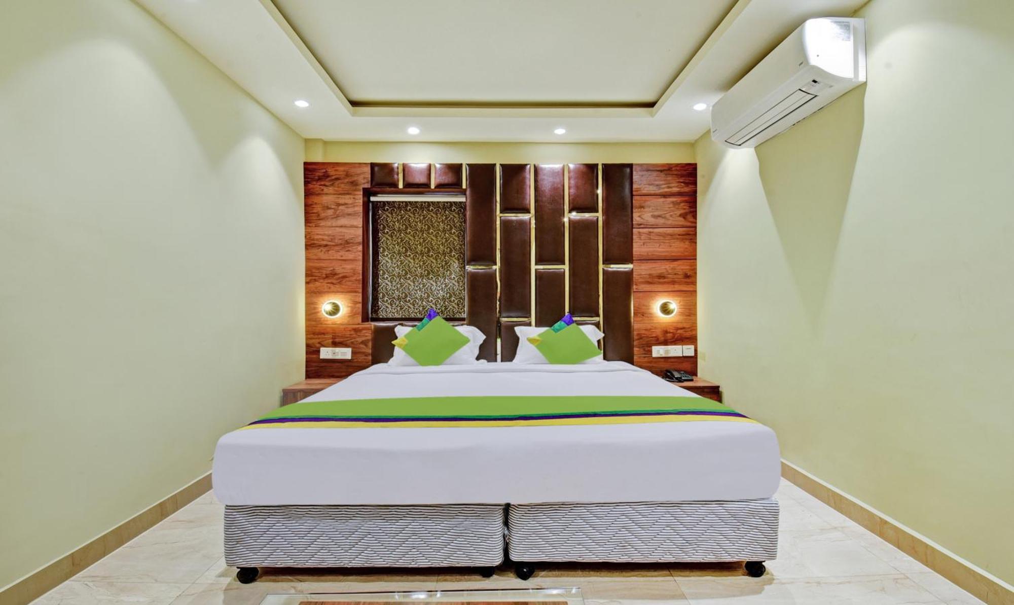 Treebo Rejoice 52 - 3Km From Huda City Metro Station Badshahpur Exterior photo